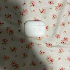 White AirPods Case